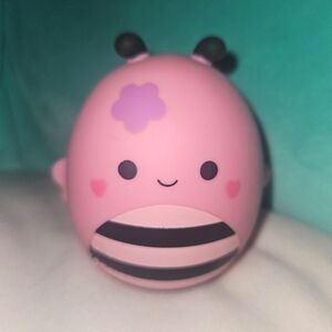 Squishmallows Pink Valentine's Day Bee Squooshems
